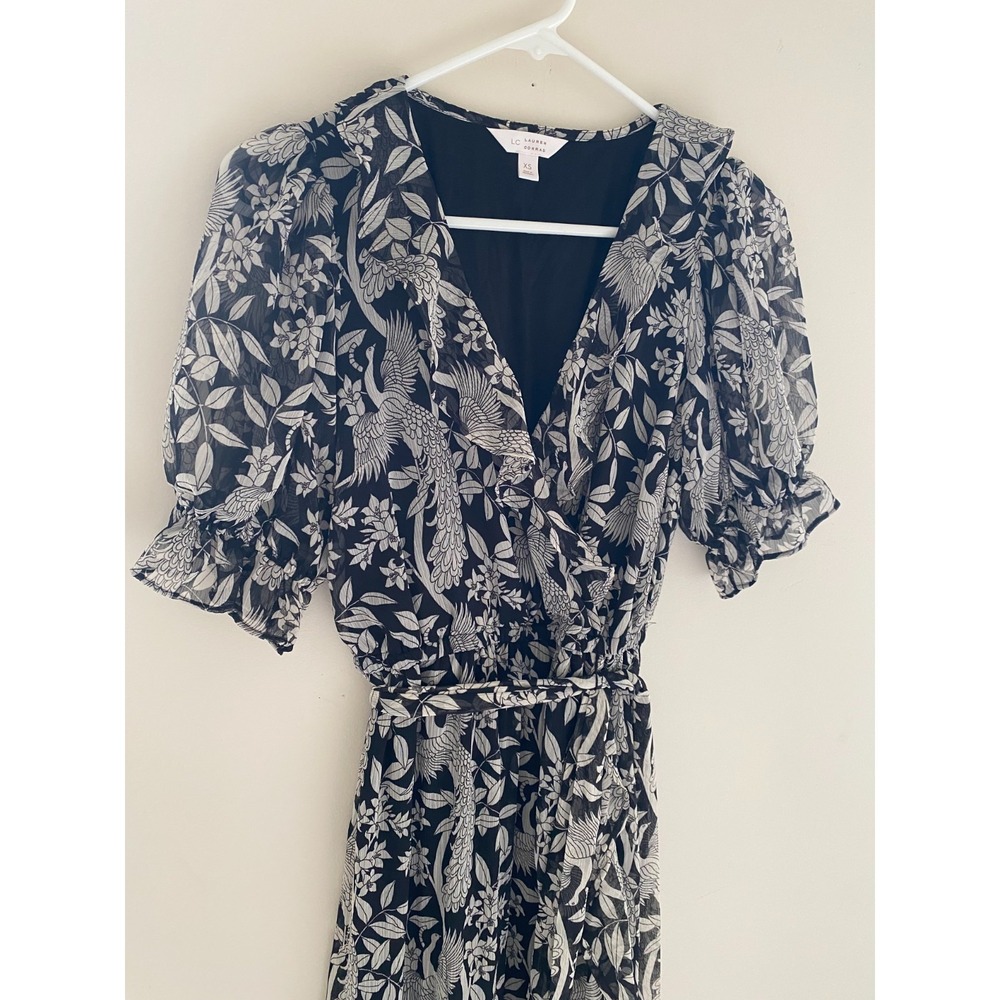 LC Lauren Conrad Crane Print Midi Dress XS Black White Wrap Tie Waist Spring